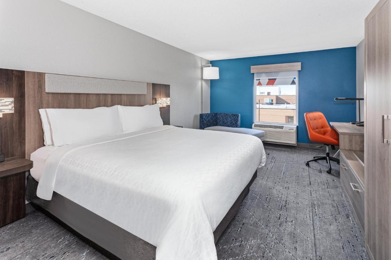 Holiday Inn Express Hotel & Suites Chicago-Algonquin By Ihg Exterior photo