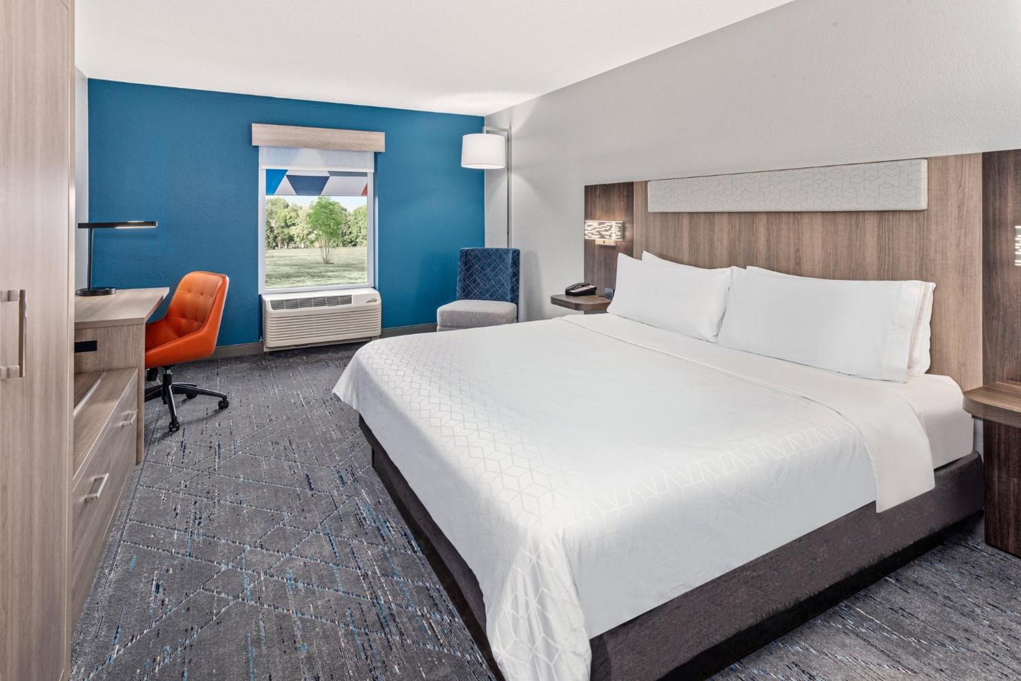 Holiday Inn Express Hotel & Suites Chicago-Algonquin By Ihg Exterior photo